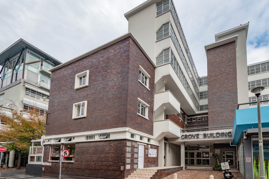 1 Bedroom Property for Sale in Constantia Western Cape